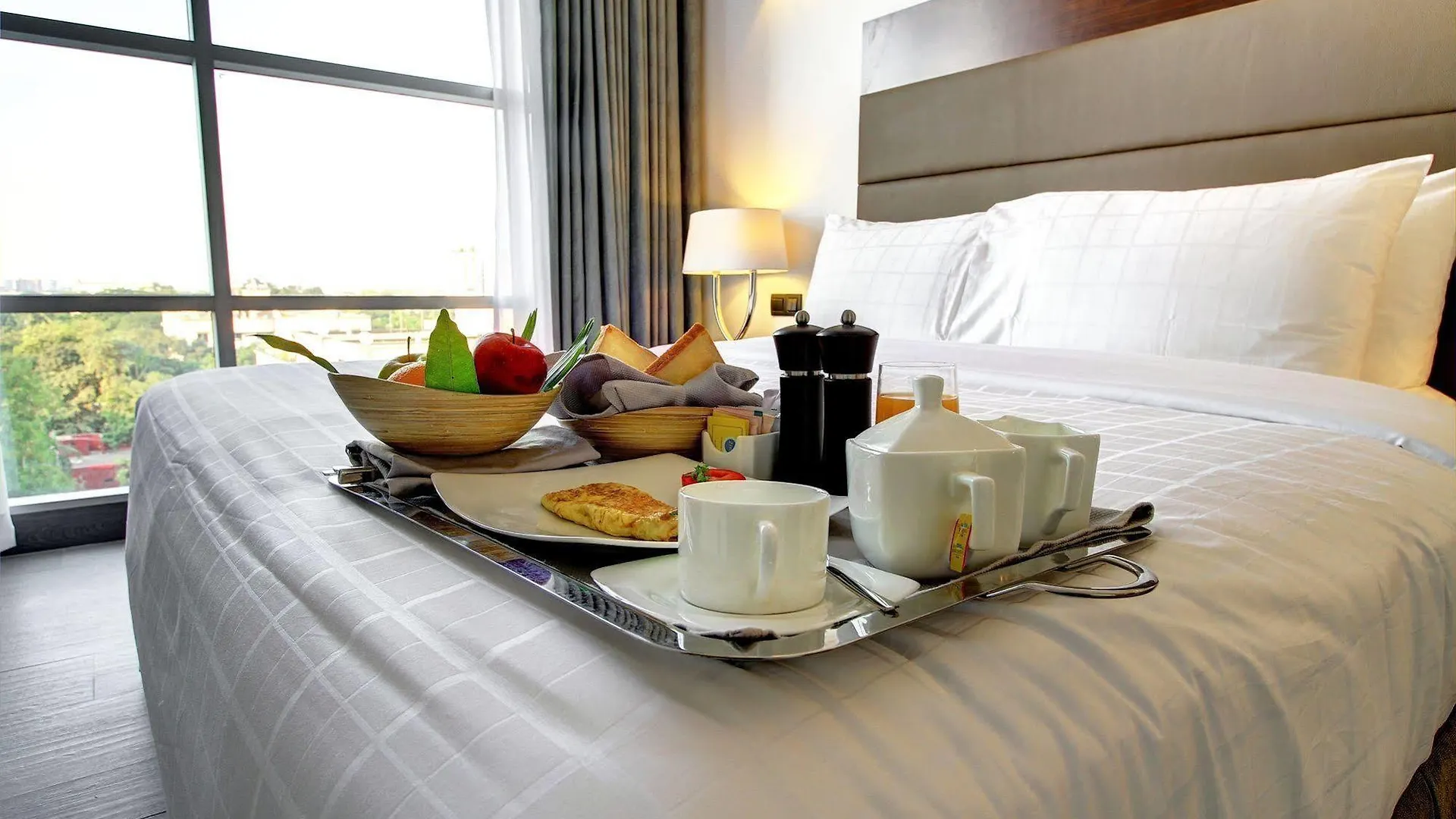 Space Hotel And Apartments Dhaka 4*,